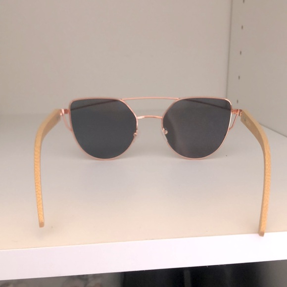 Kraywoods Sunglasses - Picture 4 of 4